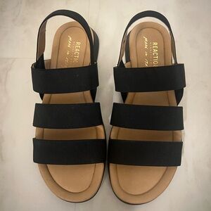 Kenneth Cole Sandals
